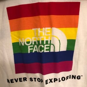 North Face T Shirt Pride 🏳️‍🌈